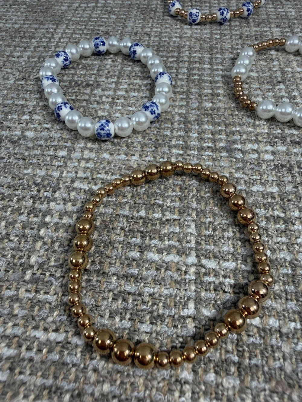 Beaded Stretch Bracelet Set - Gold, White, Blue flowers